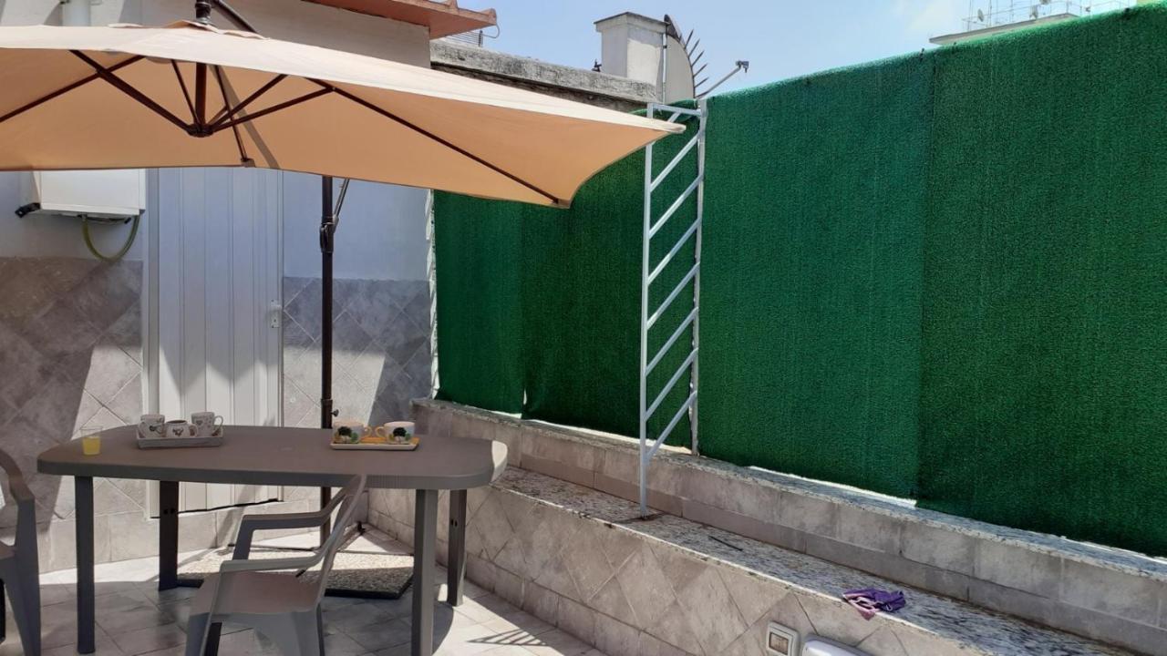 La Dimora Di Rosy Hotell Napoli Eksteriør bilde