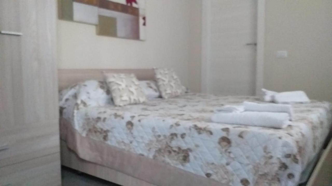 La Dimora Di Rosy Hotell Napoli Eksteriør bilde
