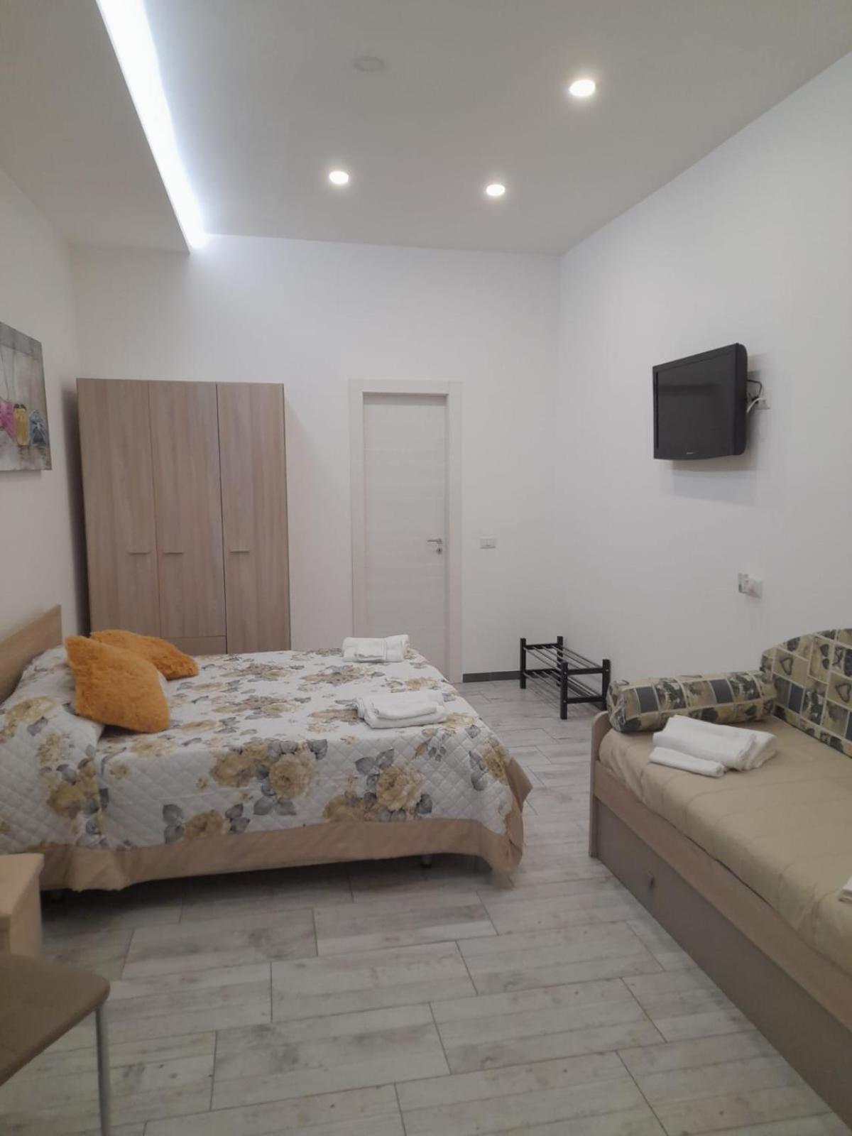 La Dimora Di Rosy Hotell Napoli Eksteriør bilde